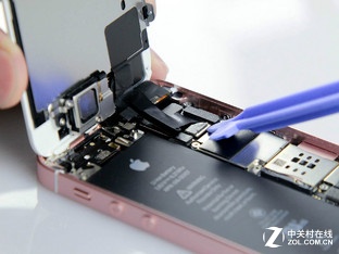 iPhone故障维修说明书 自己修这么省钱!